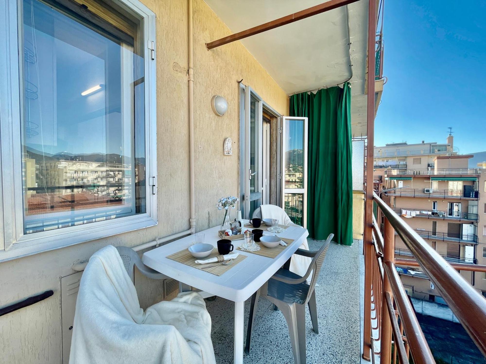 Апартаменти 150Mt Dal Mare Monolocale In Centro Con Vista Aperta, Wi-Fi E A/C Лоано Екстер'єр фото